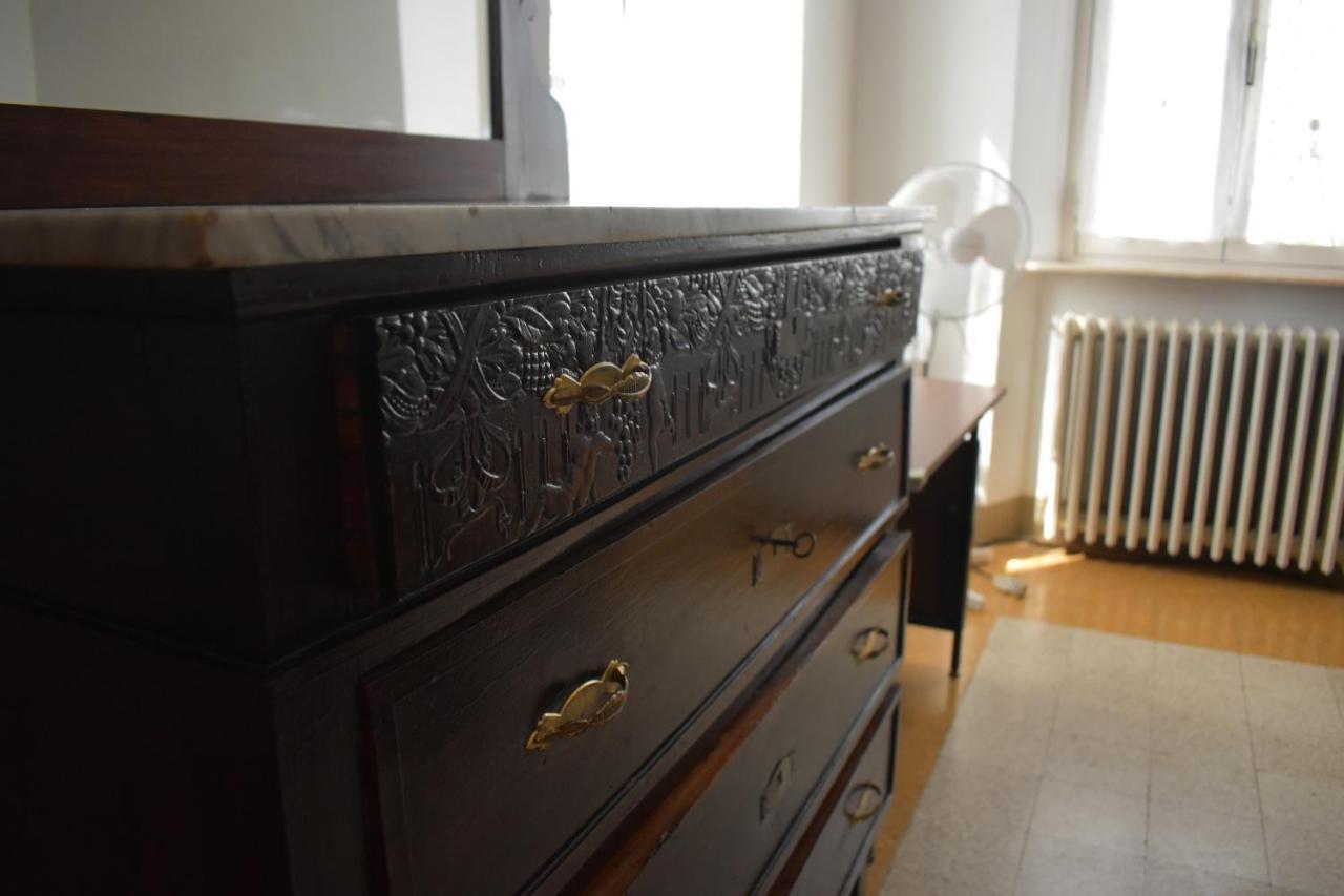 Bed and Breakfast Il Glicine Falerone Exterior foto